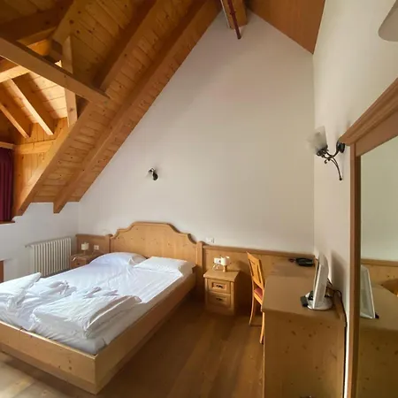 Hotel Aplis Ovaro