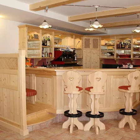Aplis Hotel