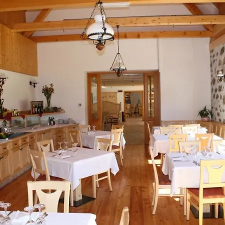Aplis Hotel 3*